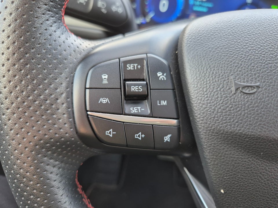 Ford Kuga 2,5 PHEV ST-Line CVT 5d