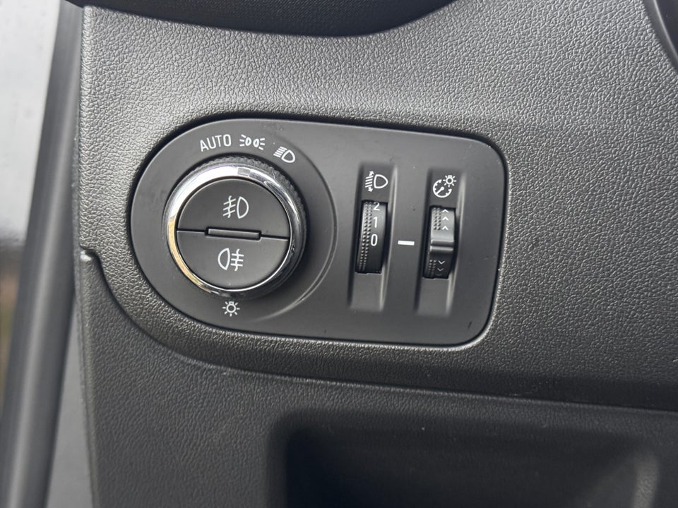 Opel Crossland X 1,2 T 110 Exclusive aut. 5d