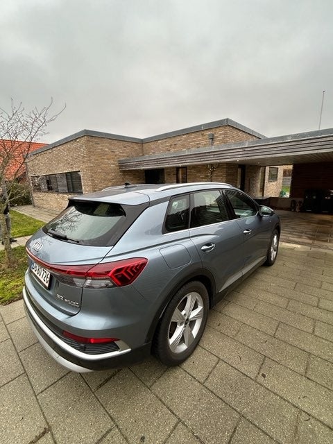 Audi Q4 e-tron 50 S-line quattro 5d
