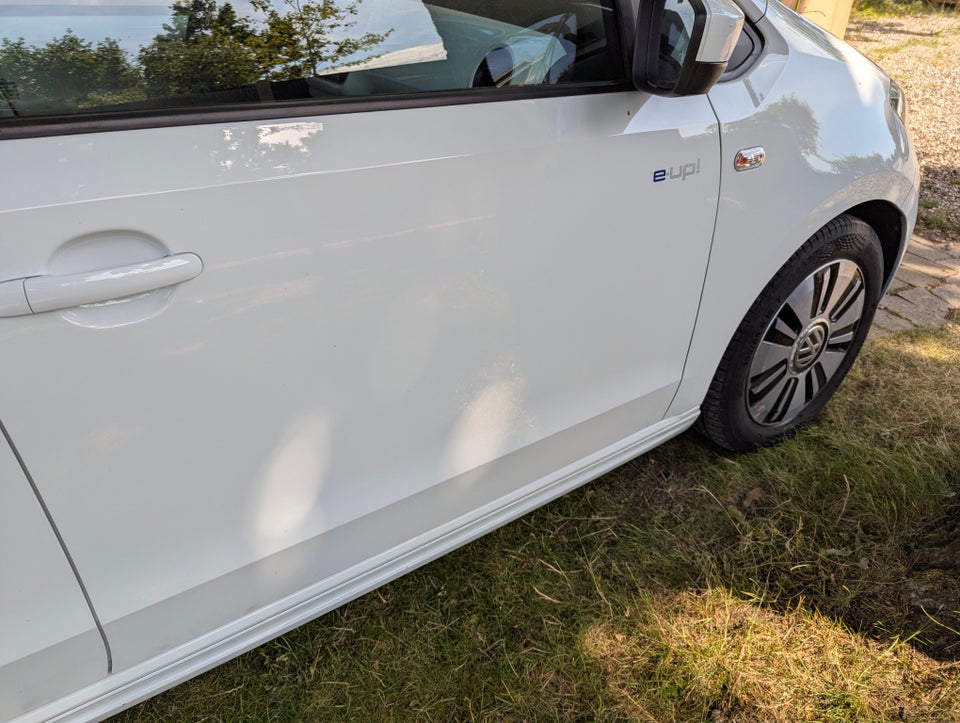 VW e-Up! High Up! 5d