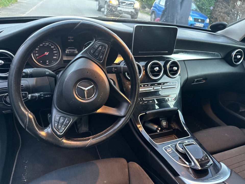 Mercedes C220 2,2 BlueTEC Avantgarde stc. 5d