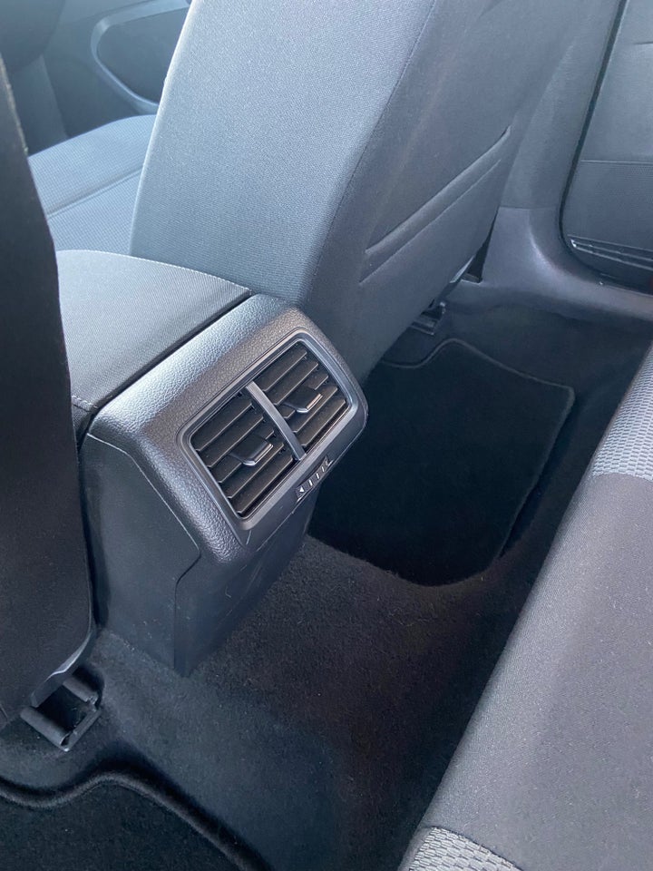 VW Golf VII 1,4 TSi 125 Comfortline Variant DSG 5d