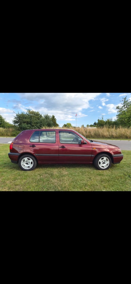 VW Golf III 1,8 CL aut. 5d