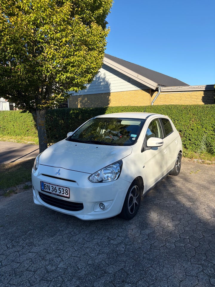 Mitsubishi Space Star 1,2 Intense CVT 5d
