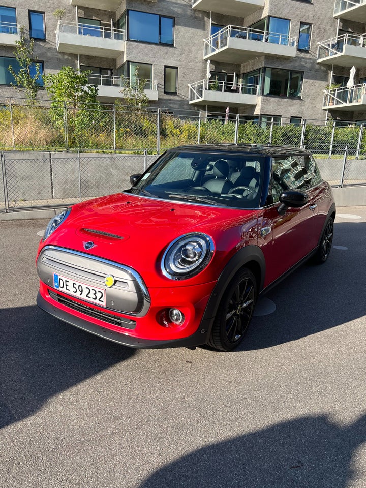 MINI Cooper SE Maximise 3d