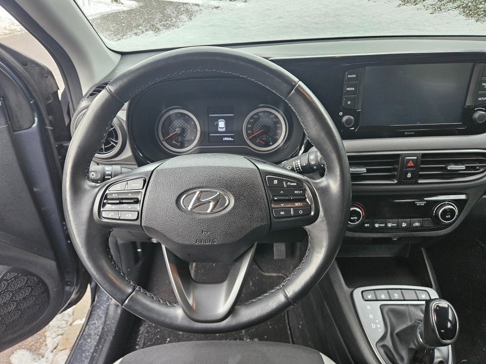 Hyundai i10 1,0 MPi Advanced AMT 5d