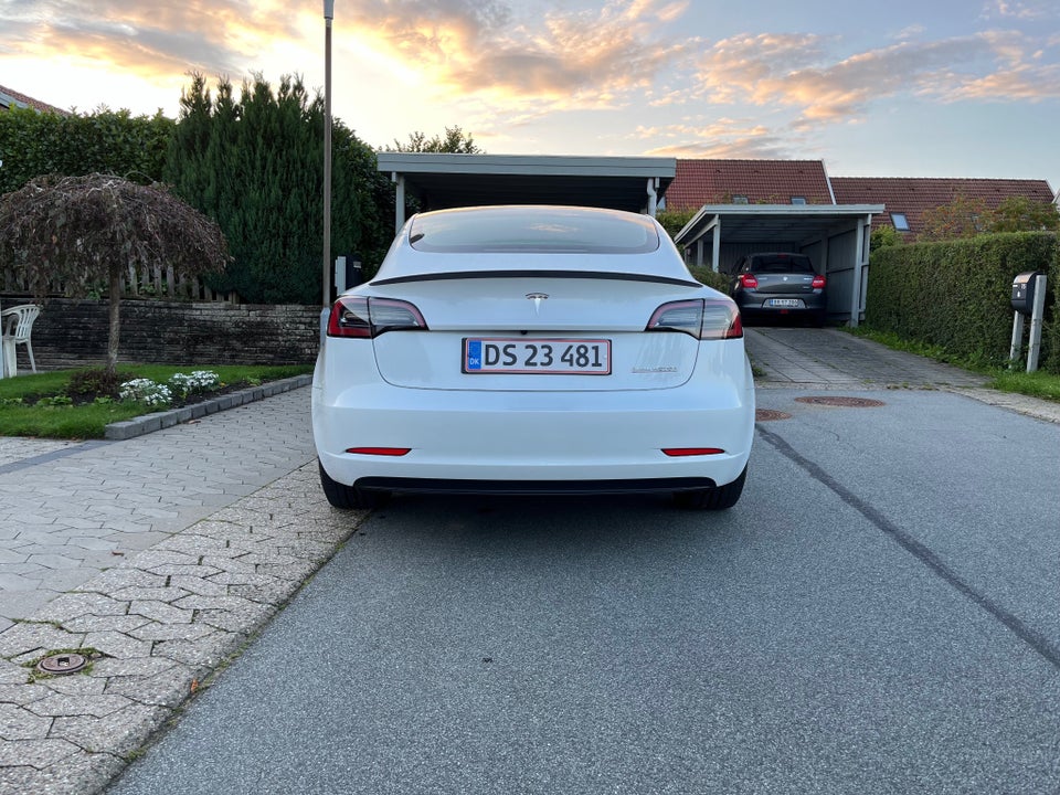 Tesla Model 3 Performance AWD 4d