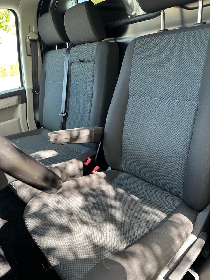 VW Transporter 2,0 TDi 204 Kassevogn DSG kort