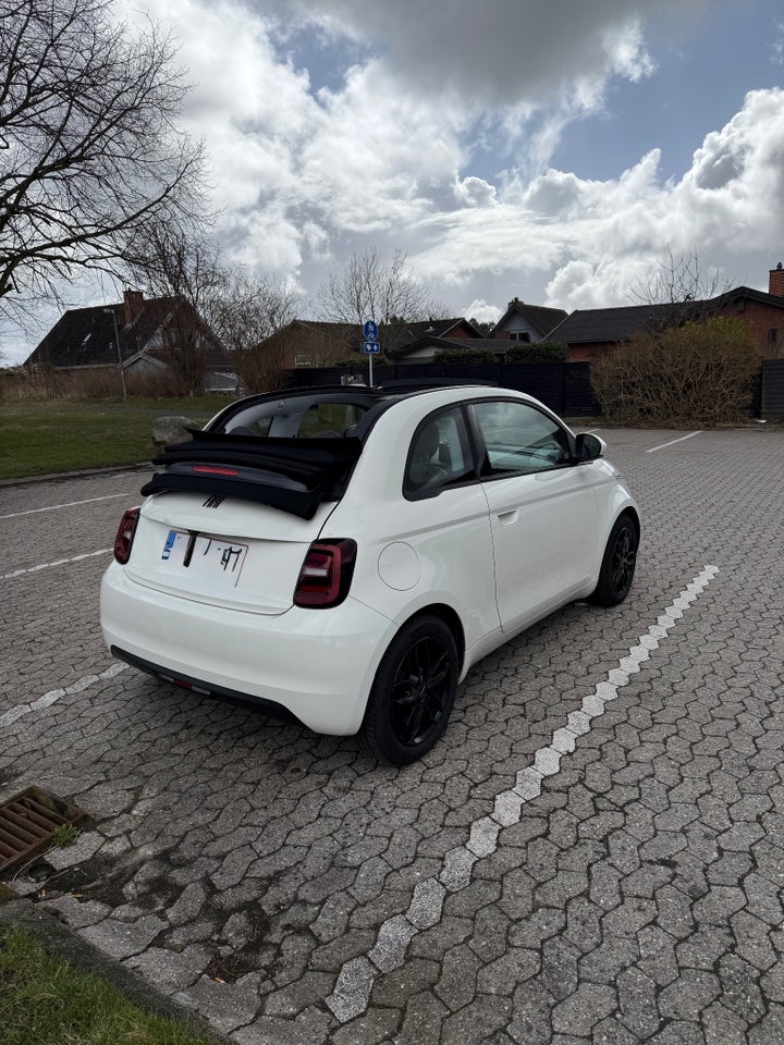 Fiat 500e 42 Icon Pack Cabrio 2d