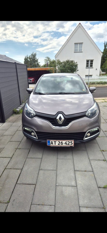 Renault Captur 0,9 TCe 90 Expression Navi Style 5d