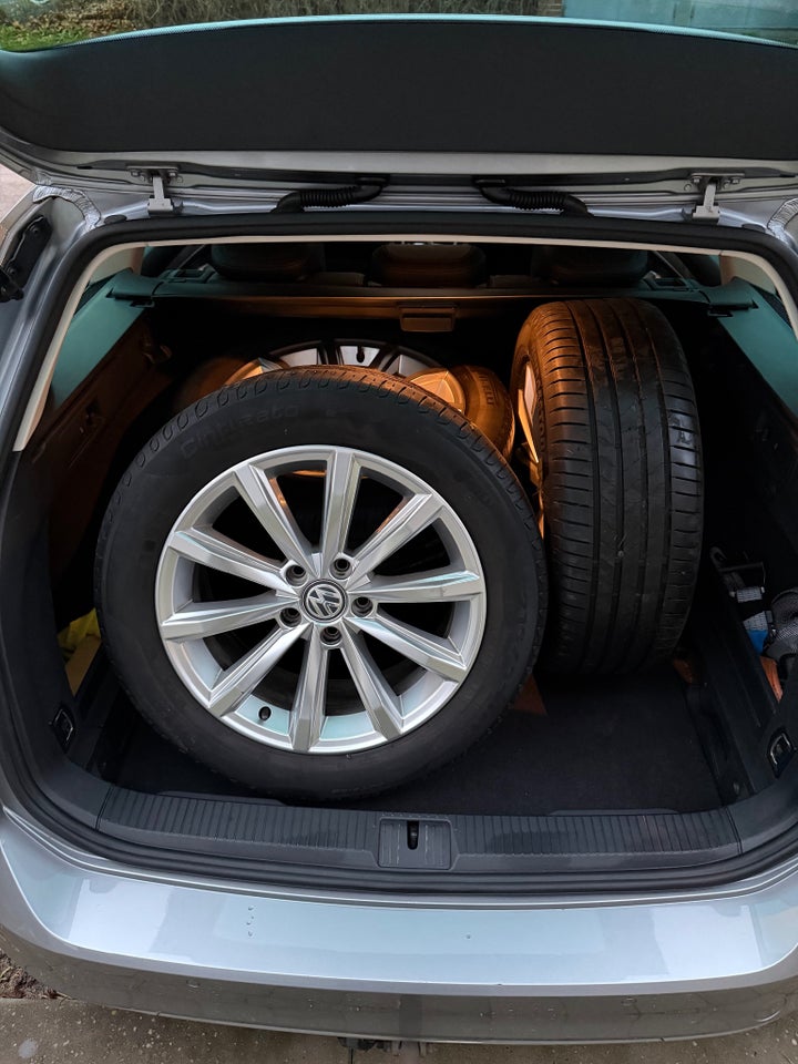 VW Passat 2,0 TDi 190 Highline Premium Variant DSG 5d