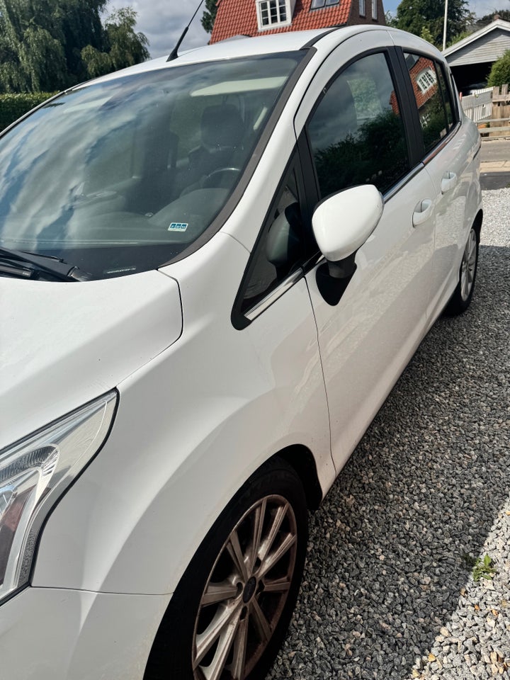 Ford B-MAX 1,0 SCTi 125 Titanium 5d