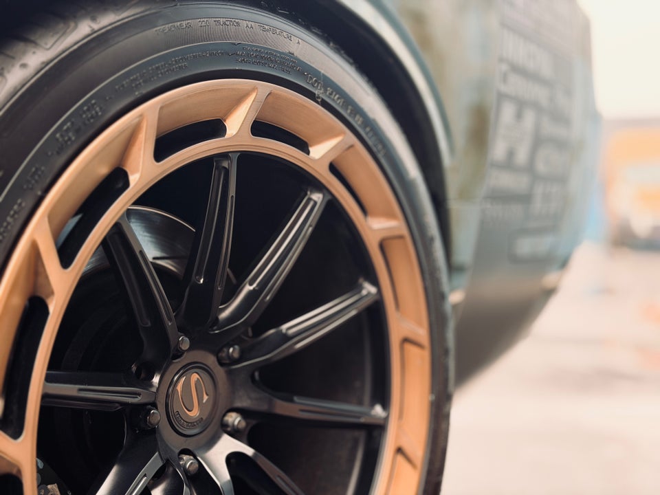 Dodge Challenger 6,1 SRT-8 2d