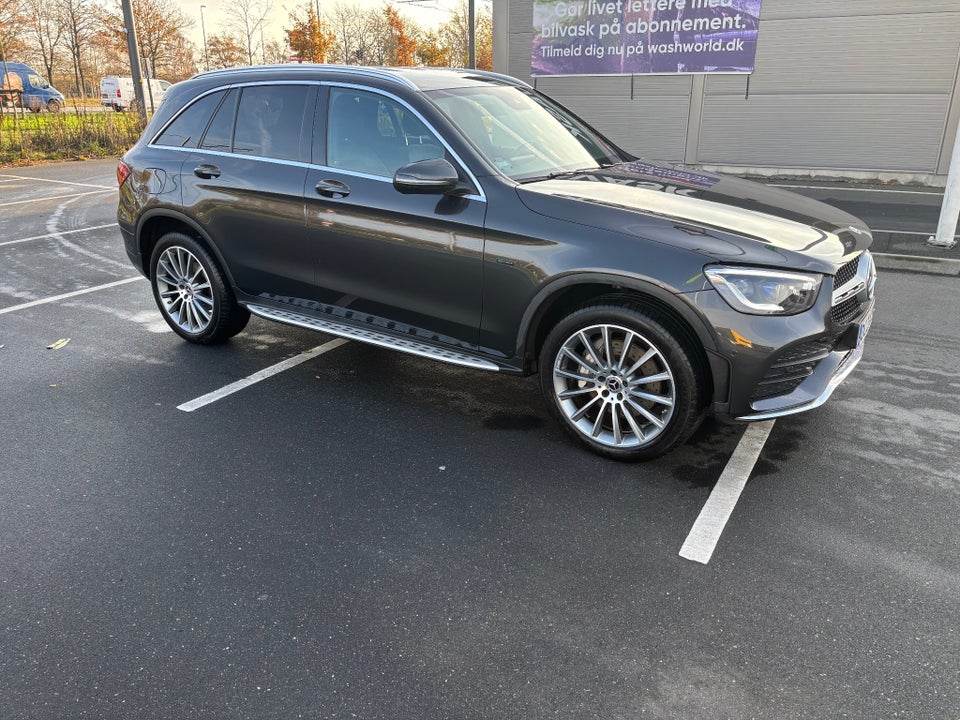Mercedes GLC300 de 2,0 AMG Line aut. 4Matic 5d