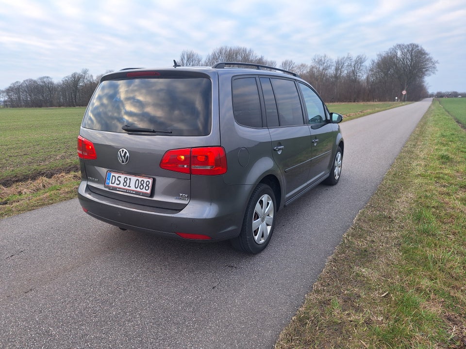 VW Touran 1,6 TDi 105 Comfortline BMT 7prs 5d