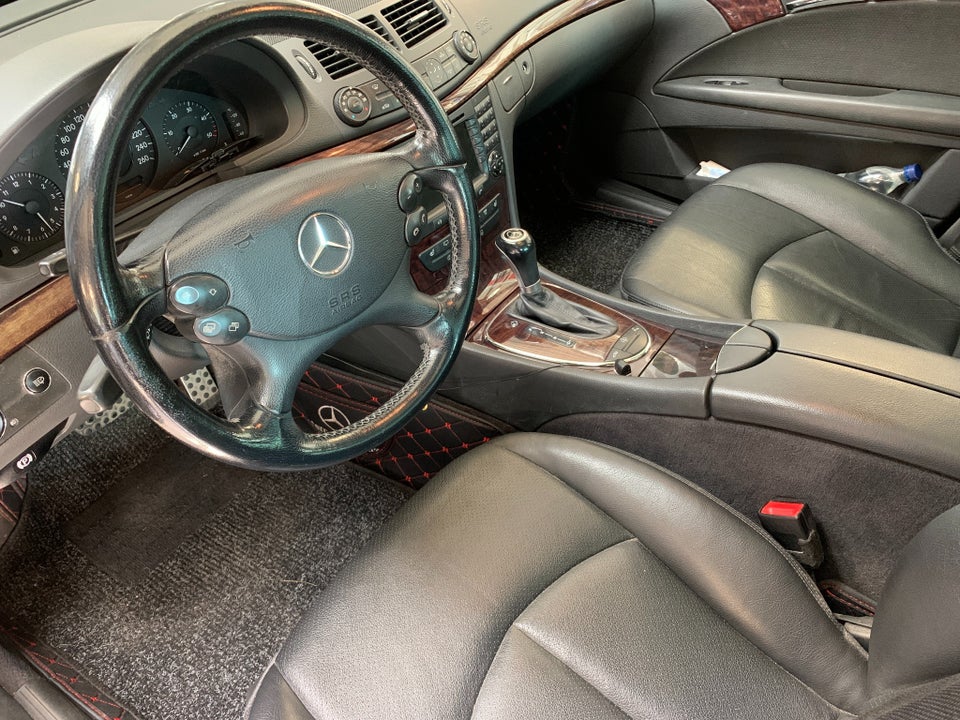 Mercedes E320 3,0 CDi Classic stc. aut. 5d