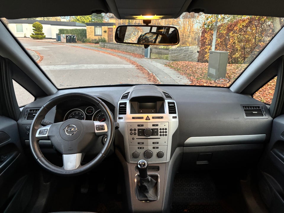 Opel Zafira 1,8 16V Classic 7prs 5d