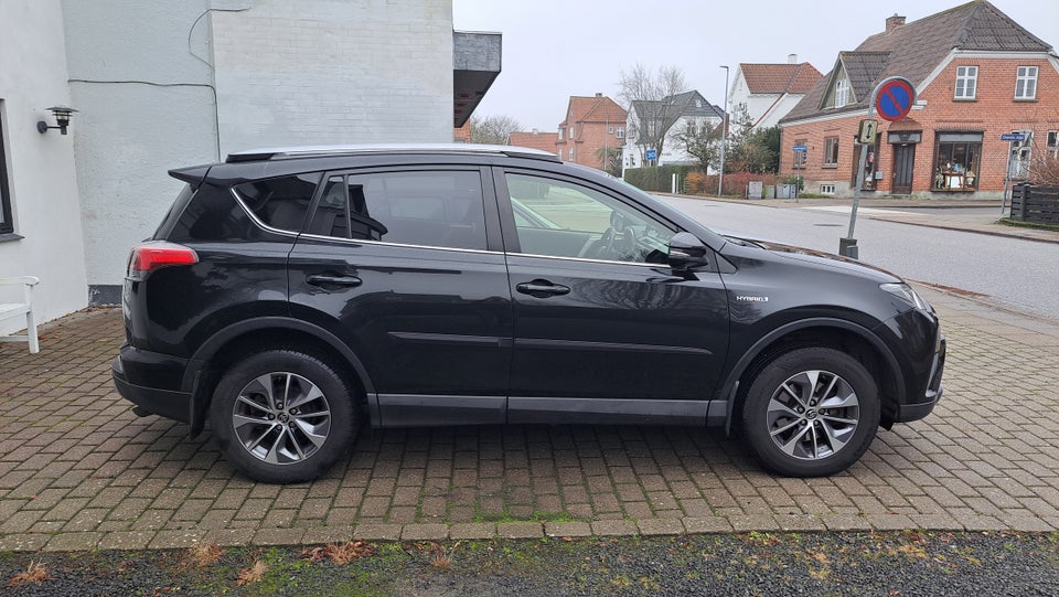 Toyota RAV4 2,5 Hybrid H3 MDS 5d