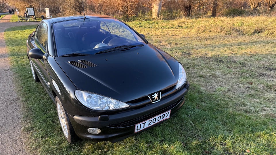 Peugeot 206 1,6 16V CC 2d