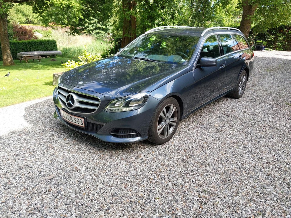 Mercedes E220 2,2 CDi Avantgarde stc. aut. 5d