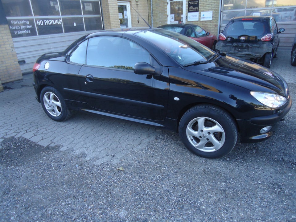 Peugeot 206 1,6 16V CC 2d