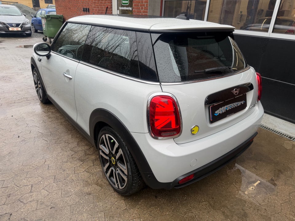 MINI Cooper SE Maximise 3d