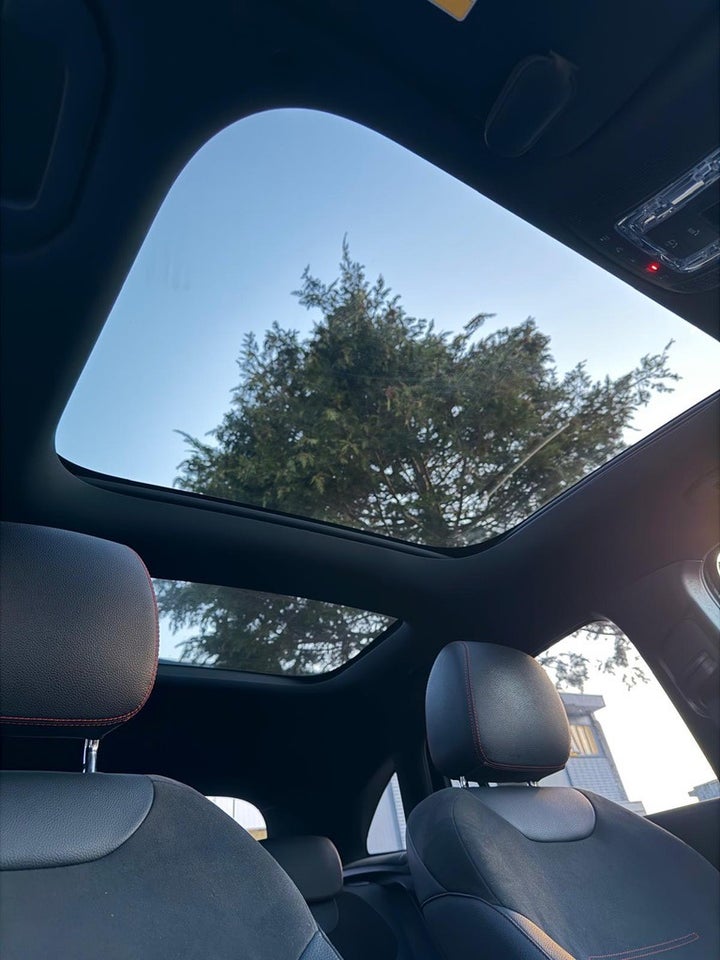 Mercedes GLA250 2,0 AMG Line aut. 5d