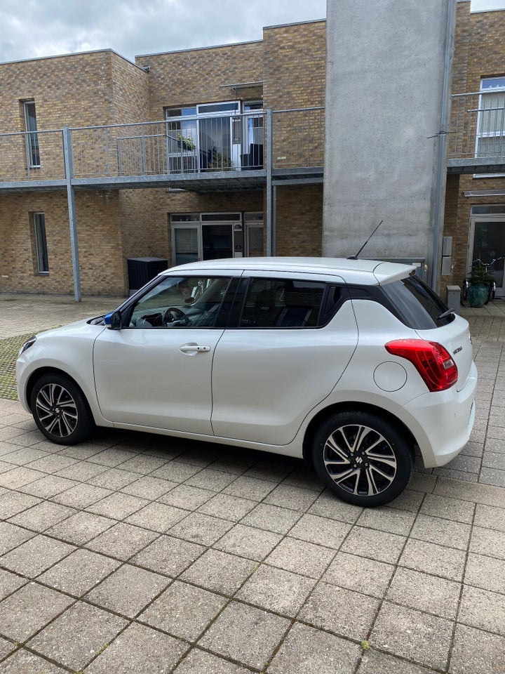 Suzuki Swift 1,2 mHybrid Exclusive 5d