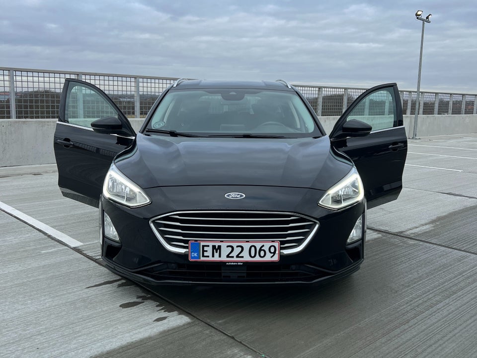 Ford Focus 1,5 EcoBlue Titanium Business stc. aut. 5d