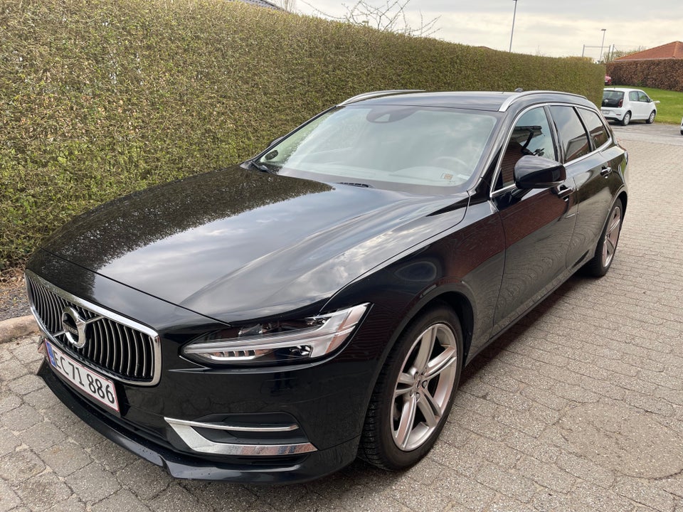 Volvo V90 2,0 D4 190 Momentum 5d