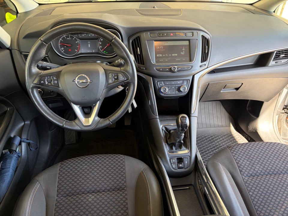 Opel Zafira Tourer 1,4 T 140 Innovation 7prs 5d