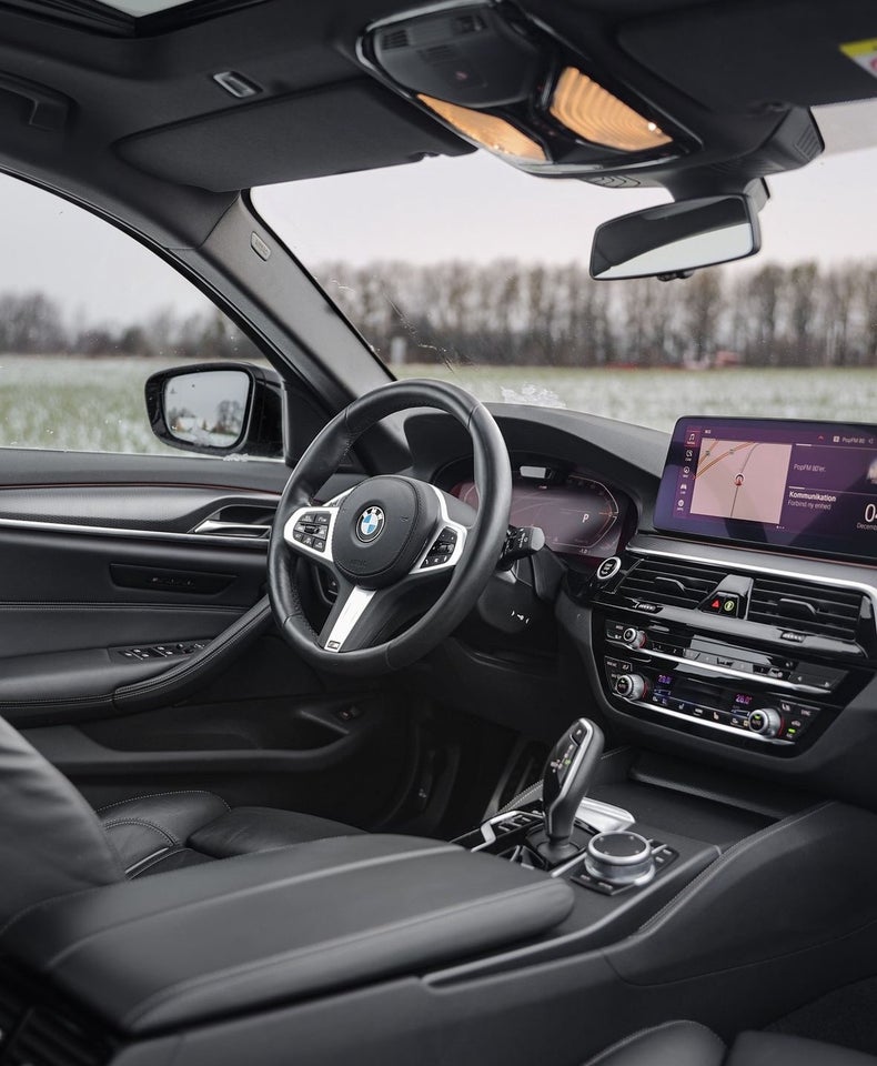 BMW 530d 3,0 Touring M-Sport aut. 5d