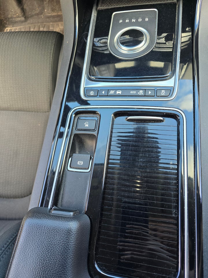 Jaguar XE 2,0 P200 Prestige aut. 4d