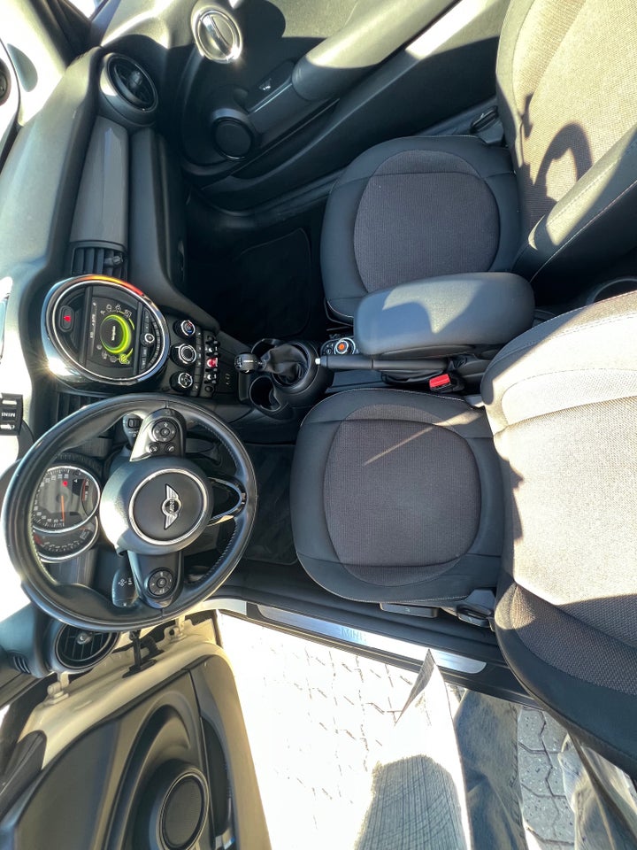 MINI Cooper 1,5 Cabriolet 2d