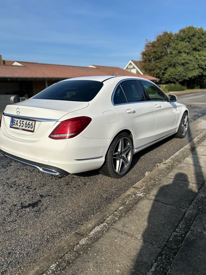 Mercedes C200 2,0 Avantgarde aut. 4d