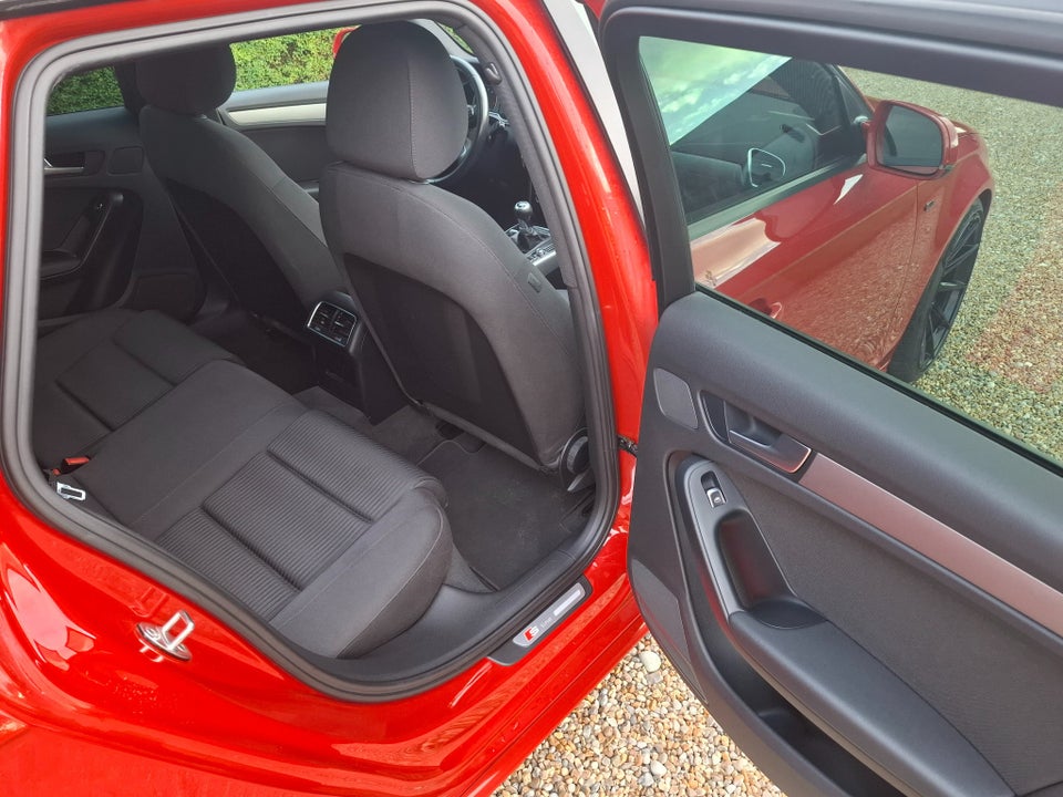 Audi A4 1,8 TFSi 170 S-line Avant 5d