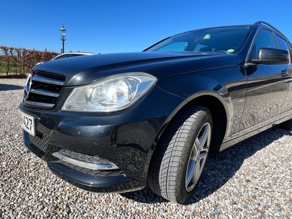 Mercedes C200 2,2 CDi stc. BE 5d