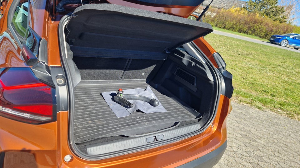 Citroën C4 1,2 PureTech 100 Feel 5d