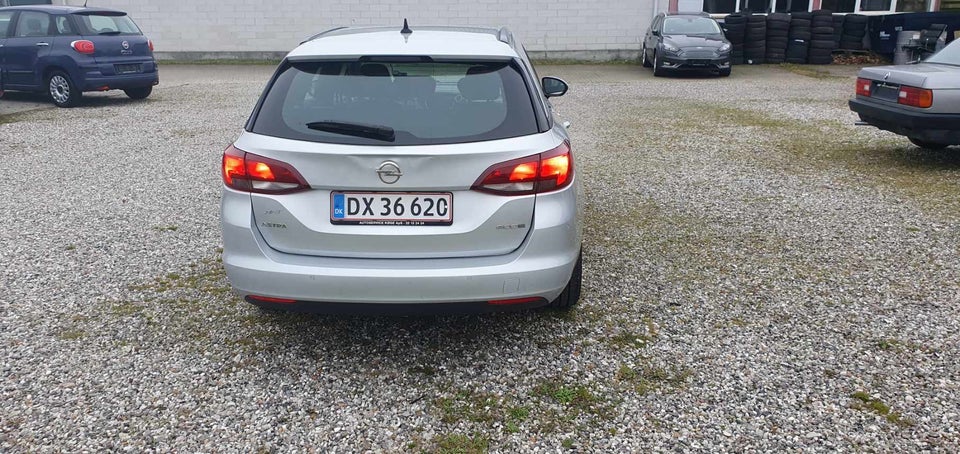 Opel Astra 1,6 CDTi 110 Edition Sports Tourer 5d