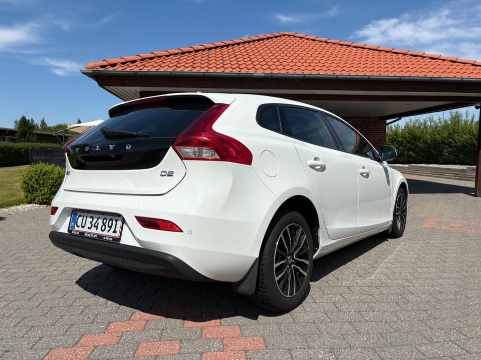 Volvo V40 2,0 D2 120 Business Advanced 5d
