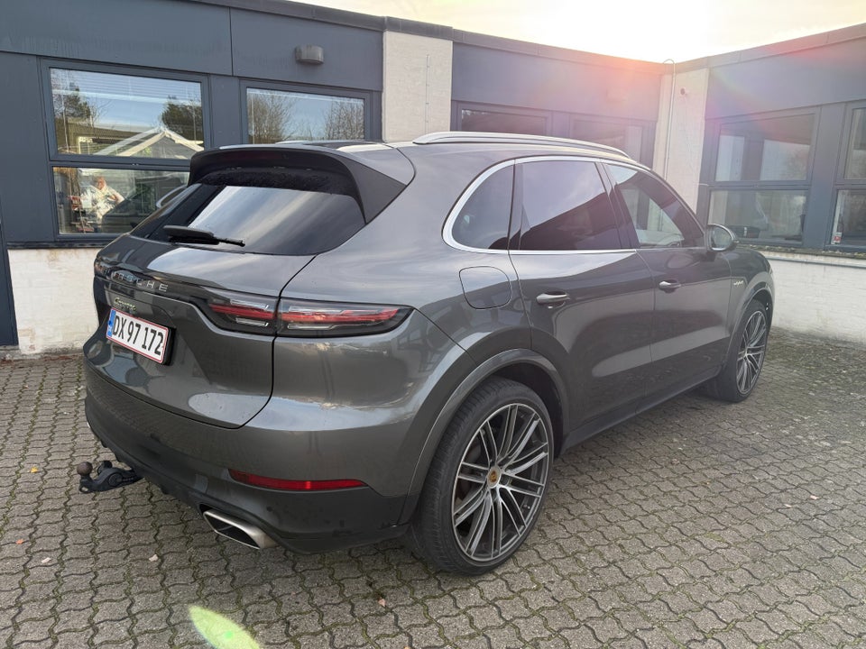 Porsche Cayenne 3,0 E-Hybrid Tiptr. 5d