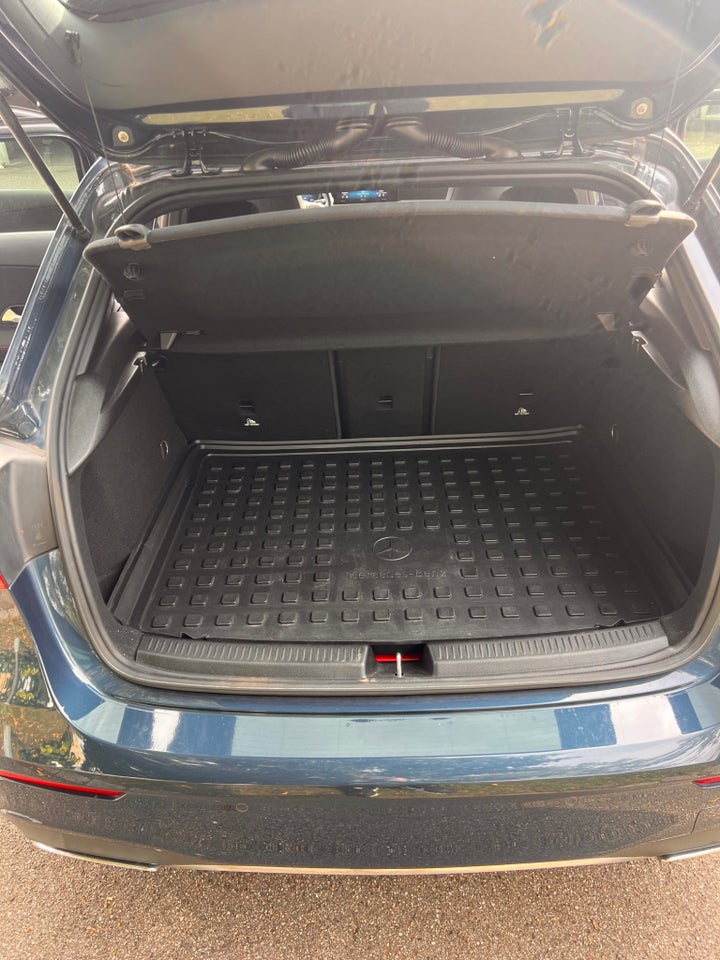 Mercedes A250 e 1,3 AMG Line aut. 5d
