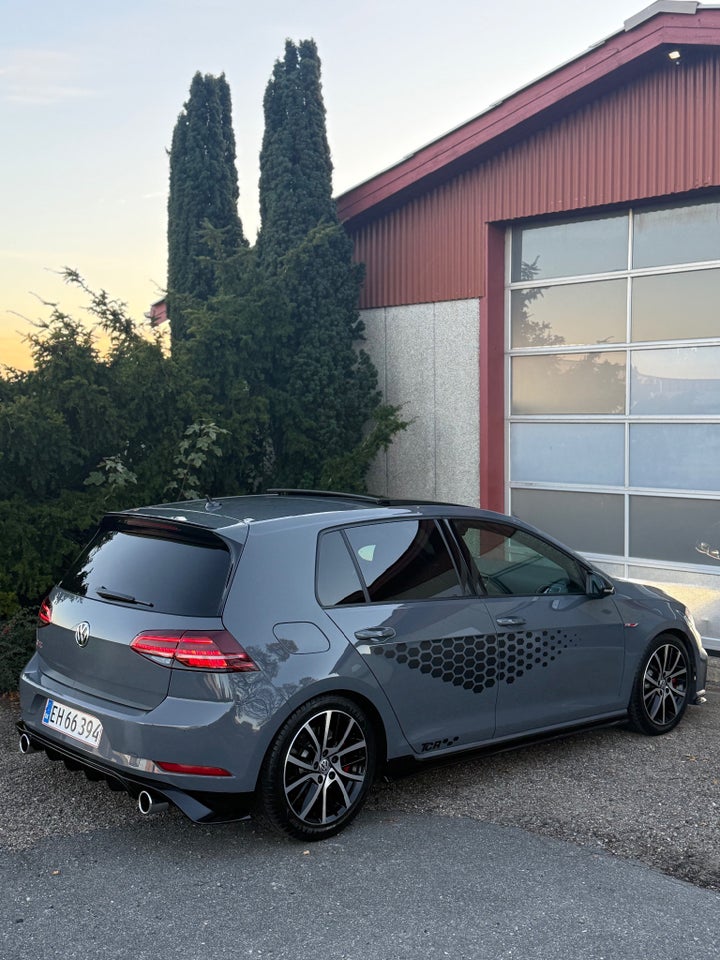 VW Golf VII 2,0 GTi TCR DSG 5d