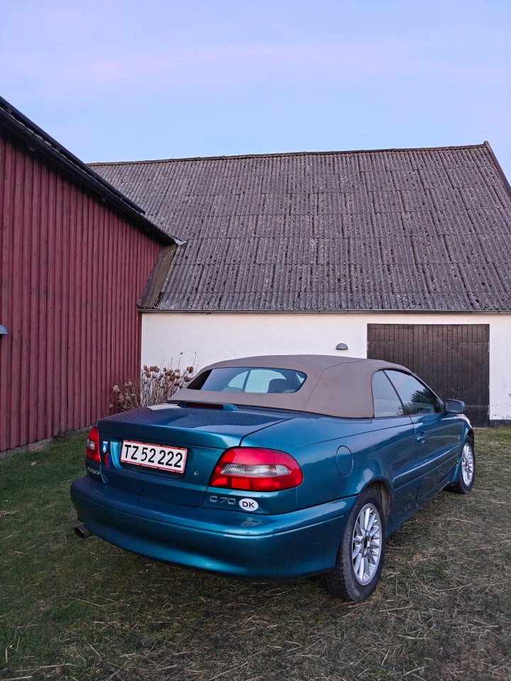 Volvo C70 2,4 T Coupé aut. 2d