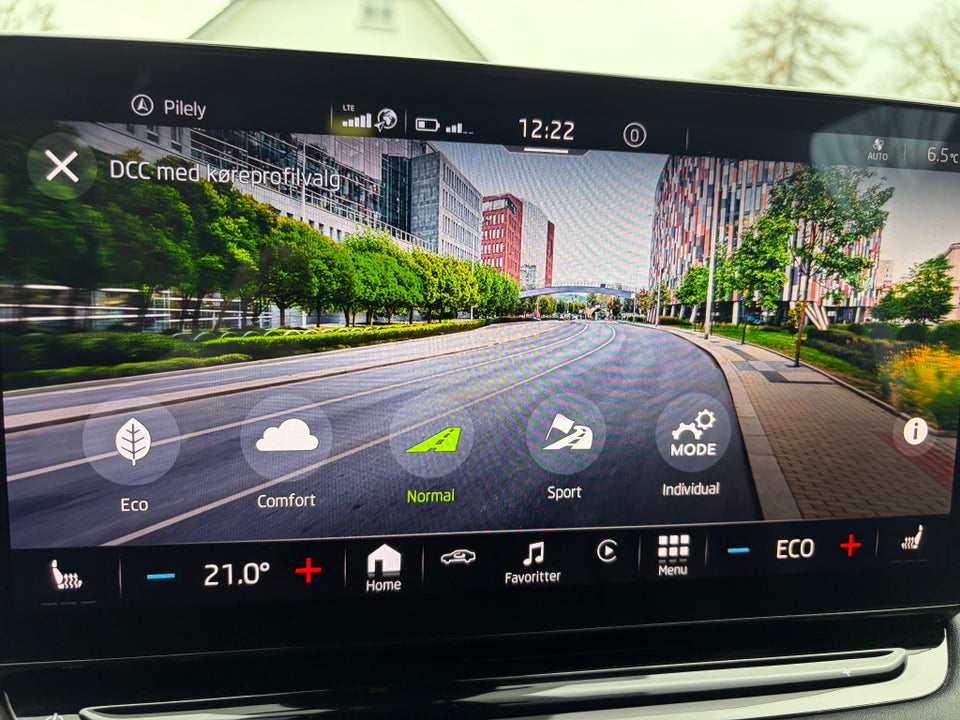 Skoda Enyaq 80x iV Founders Edition 5d