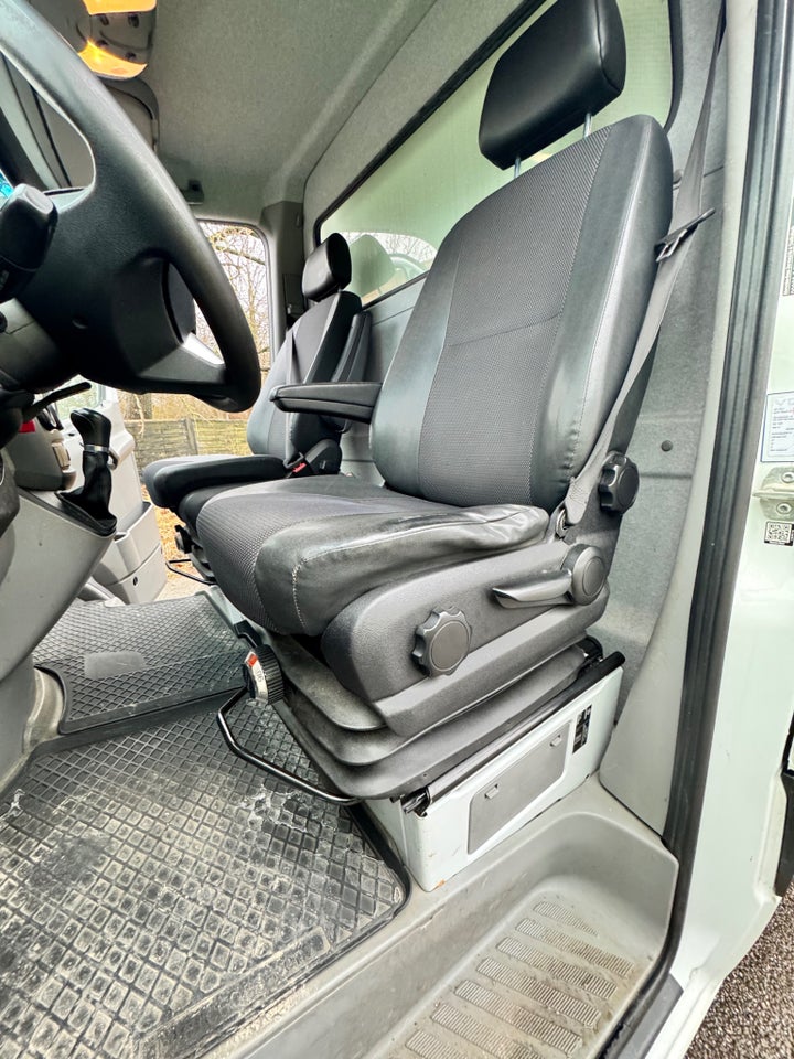 Mercedes Sprinter 516 2,2 CDi R2 Chassis aut. 2d