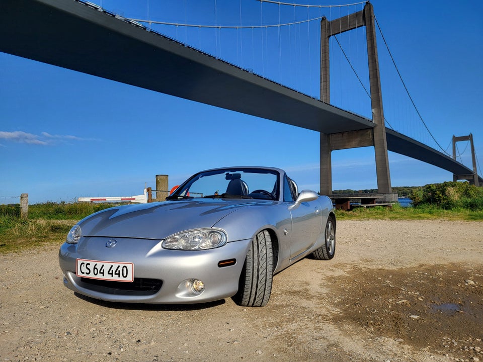 Mazda MX-5 1,8i Sport 2d