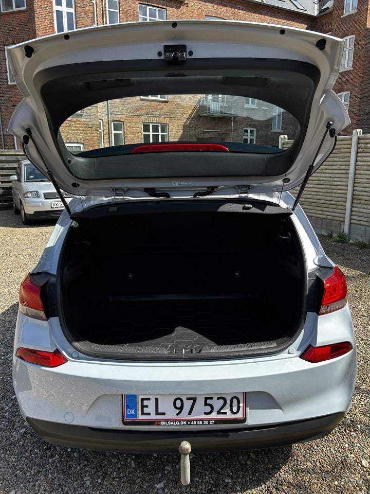 Hyundai i30 1,0 T-GDi Trend 5d