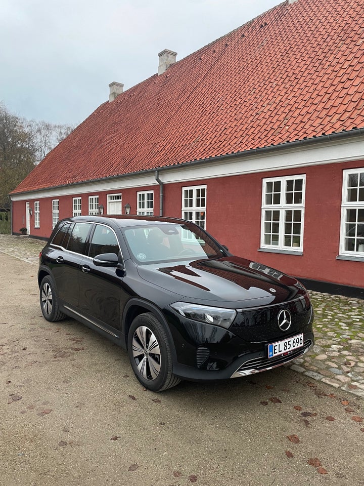 Mercedes EQB250+ Progressive 5d