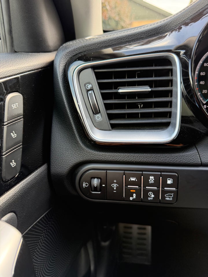 Kia XCeed 1,6 PHEV Upgrade+ DCT 5d